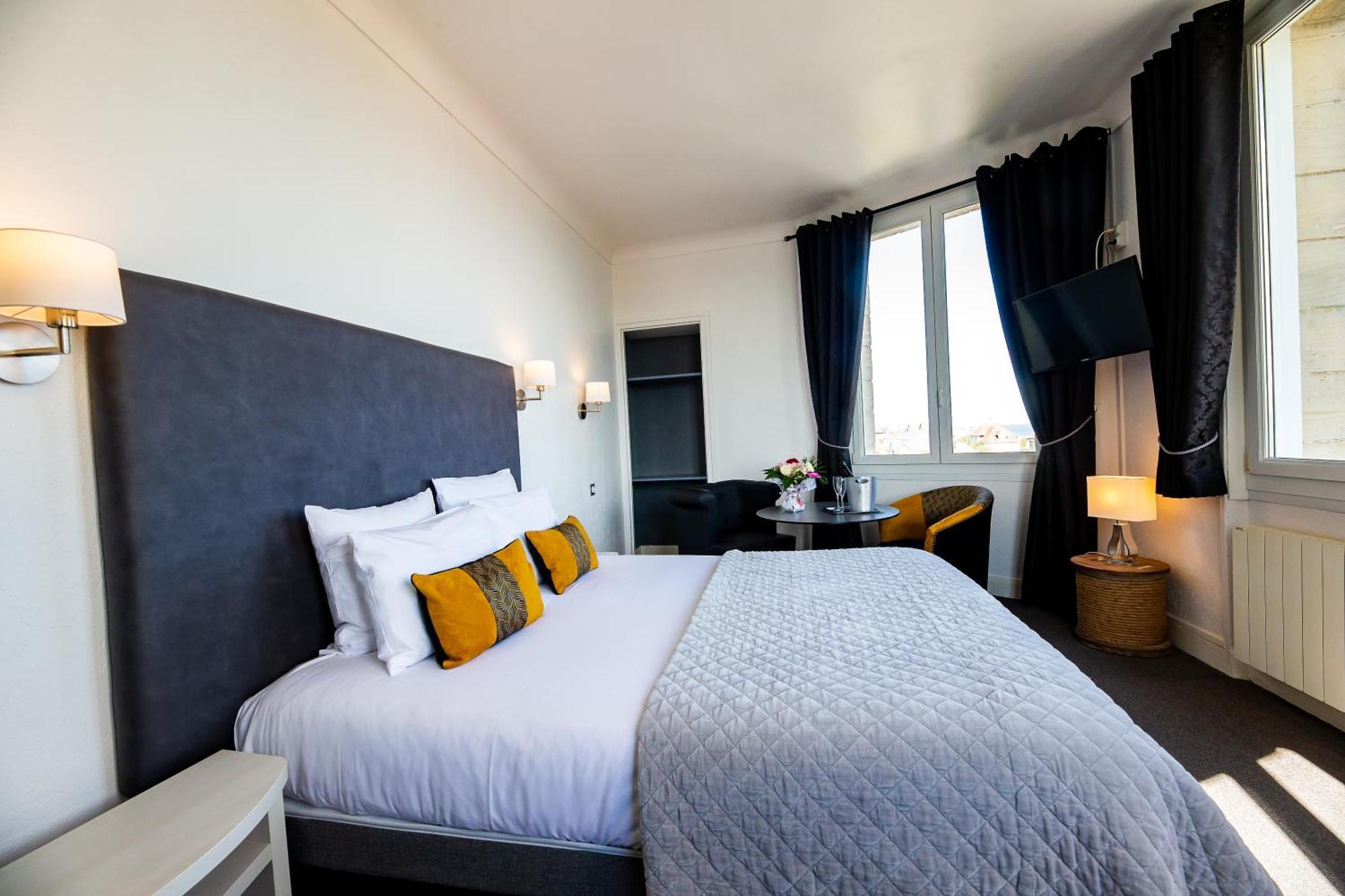 Superior Queen Room